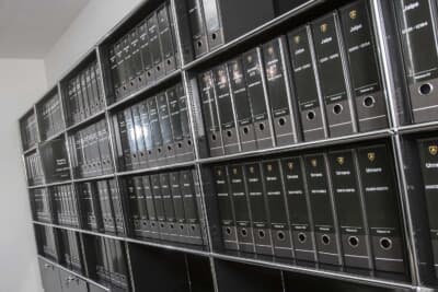 ランボルギーニ・ポロストリコのレストアは、歴史的・技術的・美的アイデンティティを完全に尊重し、すべての車をオリジナルの状態に戻すという明確な目的を常に維持している