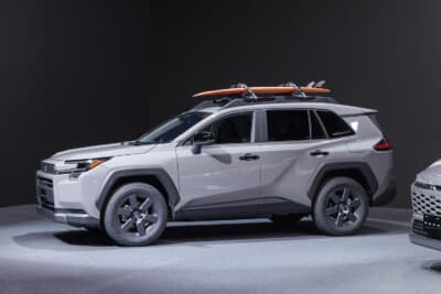 トヨタ RAV4 Woodland（北米仕様、プロトタイプ）。日本仕様は「ADVENTURE」