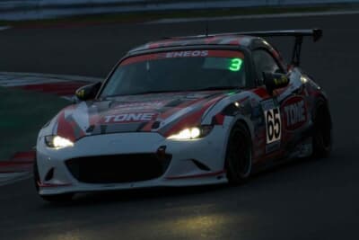 夜間走行も実施。これを走らないと本戦のナイトセッションをドライブできない