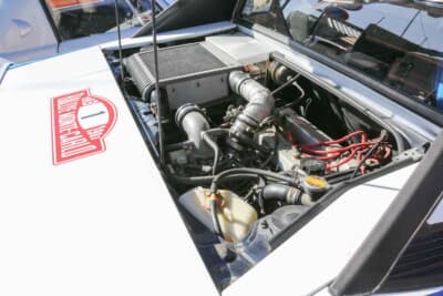 トヨタ MR2：エンジン本体はノーマルで、クスコの4A-GZ 200psパワーアップキットを装着。マフラーはフジツボのPOWER Getterで、TRDクラッチカバー＋ディスクを装備