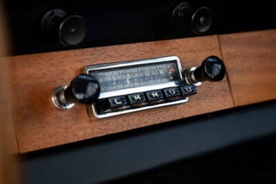 25万ドル～30万ドル（邦貨換算約3620万円〜約4350万円）で現在も販売中のポルシェ「911」（C）Bonhams