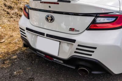 トヨタ GR86：リアバンパーはワンオフでダクト加工を施したスペシャル