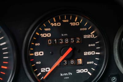 83万ドル（邦貨換算約1億2370万円）で落札されたポルシェ「911カレラRS 3.8」（C）Courtesy of RM Sotheby's