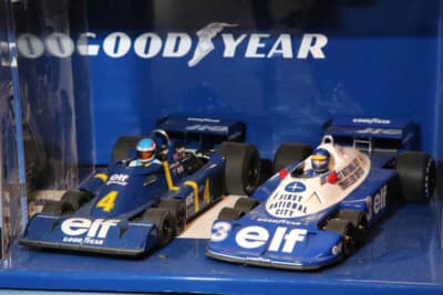 タミヤ製ティレルの1/12プラモデルは、本物の設計図を元にスケールダウンしている。綿引さんは、このプラモデルをベースに、逆に12倍の大きさしたアルミ材を使ってレプリカマシン（？）を作った