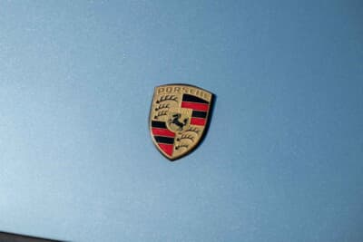 42万8500ドル（邦貨換算約6390万円）で落札されたポルシェ「911ターボ  フラットノーズ カブリオレ」（C）Courtesy of RM Sotheby's