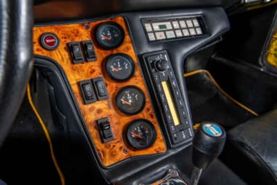 31万3000ドル（邦貨換算約4470万円）で落札されたデ・トマソ「パンテーラ 90Si」（C）Courtesy of RM Sotheby's