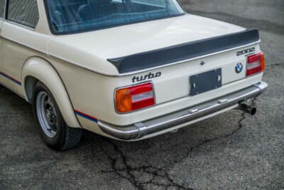 17万9200ドル（邦貨換算約2580万円）で落札されたBMW「2002ターボ」（C）Courtesy of RM Sotheby's