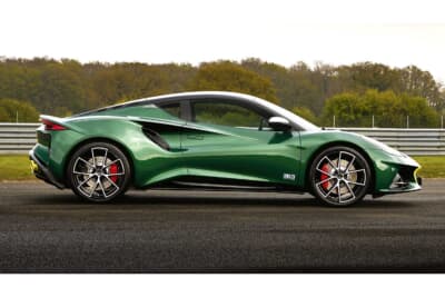 ロータス エミーラ クラーク エディション：ボディはクラーク・レーシンググリーンを採用
