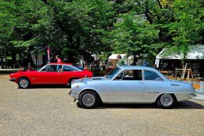 いすゞ 117クーペ(左)、いすゞ ベレットGT(右)