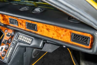 31万3000ドル（邦貨換算約4470万円）で落札されたデ・トマソ「パンテーラ 90Si」（C）Courtesy of RM Sotheby's