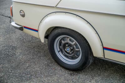 17万9200ドル（邦貨換算約2580万円）で落札されたBMW「2002ターボ」（C）Courtesy of RM Sotheby's