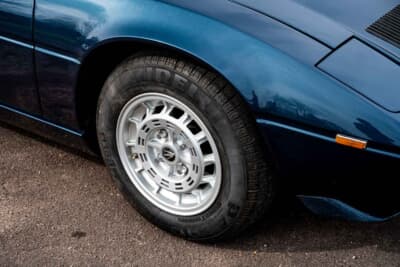 5万7500ポンド（邦貨換算約1080万円）で落札されたマセラティ「メラクSS」（C）Bonhams
