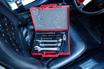 17万8250英ポンド（邦貨換算約3340万円）で落札されたフェラーリ「365GT4BB」（C）Bonhams