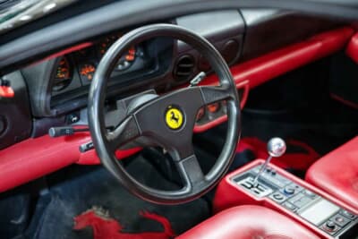26万8800ドル（邦貨換算約3870万円）で落札されたフェラーリ「512TR」（C）Courtesy of RM Sotheby's