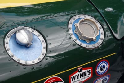 ロータス タイプ38：青の給油口キャップが特徴的