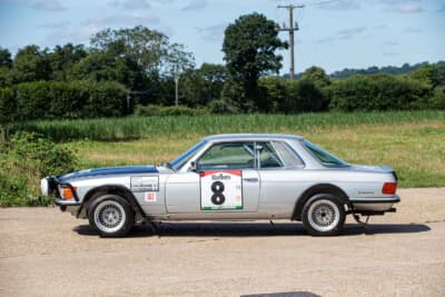 12万ポンド～20万ポンド（邦貨換算約2320万円〜約3870万円）で現在も販売中のメルセデス・ベンツ「450 SLC 5.0」（C）Bonhams