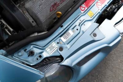 7000ポンド~1万ポンド(邦貨換算約135万円〜193万円)で現在も販売中のアルファ ロメオ「147GTA」(C)Bonhams