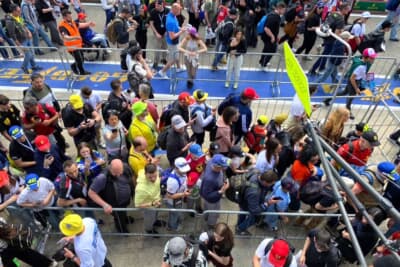 サイン会では、バレンティーノ・ロッシ選手の所だけ柵が設置される程の大盛況