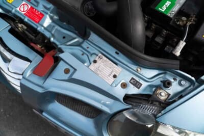 7000ポンド~1万ポンド(邦貨換算約135万円〜193万円)で現在も販売中のアルファ ロメオ「147GTA」(C)Bonhams