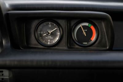 17万9200ドル（邦貨換算約2580万円）で落札されたBMW「2002ターボ」（C）Courtesy of RM Sotheby's