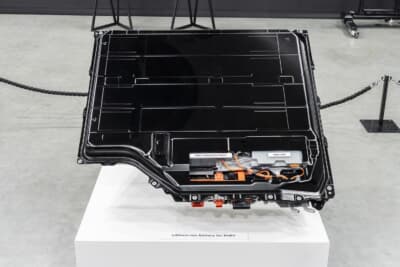 トヨタ 新型RAV4の第6世代バッテリー