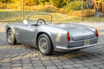 2万8160ドル（邦貨換算約410万円）で落札されたハリントン「スパイダー ジュニアカー」（C）Bonhams