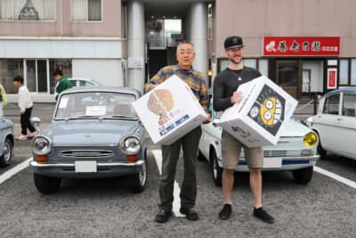 アワードを手に入れた皆さんには、素敵な商品がプレゼントされた