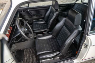 17万9200ドル（邦貨換算約2580万円）で落札されたBMW「2002ターボ」（C）Courtesy of RM Sotheby's