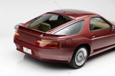 12万6000ドル（邦貨換算約1880万円）で落札されたポルシェ「928S by ゲンバラ」（C）Courtesy of RM Sotheby's