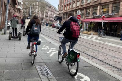 ママチャリ乗りとしては、旅行先でも気になるストラスブールの自転車レーン