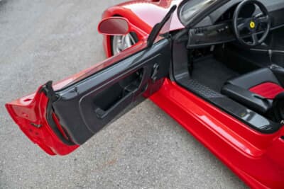 553万2500ドル（邦貨換算約7億9400万円）で落札されたフェラーリ「F50」（C）Courtesy of RM Sotheby's