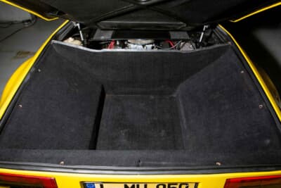 31万3000ドル（邦貨換算約4470万円）で落札されたデ・トマソ「パンテーラ 90Si」（C）Courtesy of RM Sotheby's