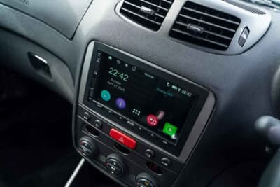 7000ポンド~1万ポンド(邦貨換算約135万円〜193万円)で現在も販売中のアルファ ロメオ「147GTA」(C)Bonhams