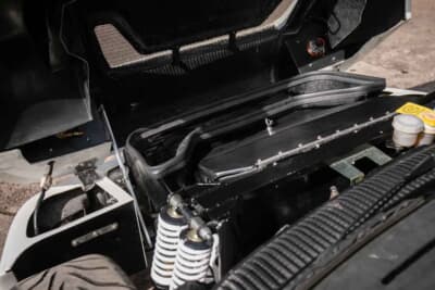 11万8500英ポンド（邦貨換算約2280万円）で現在も販売中のフォード「RS200トリビュート」（C）Iconicauctioneers