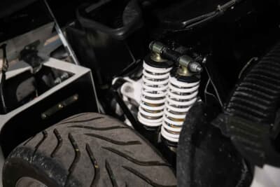 11万8500英ポンド（邦貨換算約2280万円）で現在も販売中のフォード「RS200トリビュート」（C）Iconicauctioneers