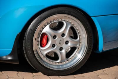 83万ドル（邦貨換算約1億2370万円）で落札されたポルシェ「911カレラRS 3.8」（C）Courtesy of RM Sotheby's