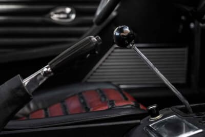 49万8400ドル（邦貨換算約7270万円）で落札されたフェラーリ「365 GTB/4 デイトナ」（C）Bonhams