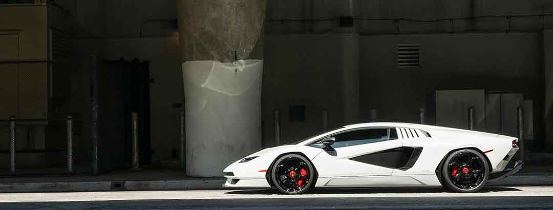 ランボルギーニ「カウンタックLPI800-4」の相場は約2億7180万円から？112人に選ばれなかった人は今が買い!?