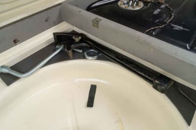 17万9200ドル（邦貨換算約2580万円）で落札されたBMW「2002ターボ」（C）Courtesy of RM Sotheby's