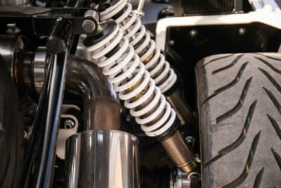 11万8500英ポンド（邦貨換算約2280万円）で現在も販売中のフォード「RS200トリビュート」（C）Iconicauctioneers