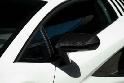 190万ドル～240万ドル（邦貨換算約2億7180万円～3億4335万円）で現在も販売中のランボルギーニ「カウンタックLPI800-4」（C）Bonhams