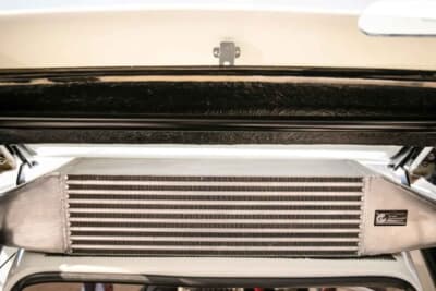 11万8500英ポンド（邦貨換算約2280万円）で現在も販売中のフォード「RS200トリビュート」（C）Iconicauctioneers