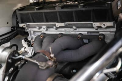 11万8500英ポンド（邦貨換算約2280万円）で現在も販売中のフォード「RS200トリビュート」（C）Iconicauctioneers