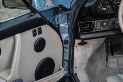 42万8500ドル（邦貨換算約6390万円）で落札されたポルシェ「911ターボ  フラットノーズ カブリオレ」（C）Courtesy of RM Sotheby's
