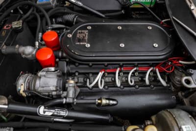 49万8400ドル（邦貨換算約7270万円）で落札されたフェラーリ「365 GTB/4 デイトナ」（C）Bonhams