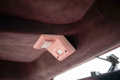 11万8500英ポンド（邦貨換算約2280万円）で現在も販売中のフォード「RS200トリビュート」（C）Iconicauctioneers