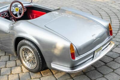 2万8160ドル（邦貨換算約410万円）で落札されたハリントン「スパイダー ジュニアカー」（C）Bonhams