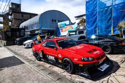 LB-ER34スーパーシルエットスカイライン：リバティーウォークに到着