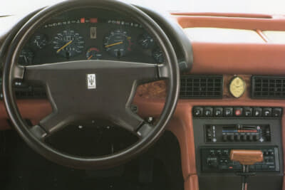 1987年にガレージ伊太利屋から購入したのがマセラティ「ビターボ」（写真はカタログから抜粋）