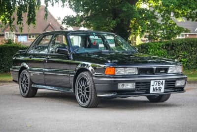 1万5000ポンド〜1万8000ポンド（邦貨換算約約296万円～355万円）で現在も販売中の「ギャランVR-4」（C）Bonhams